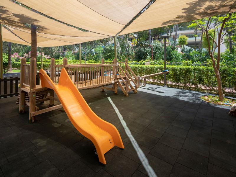 Arum Barut Collection