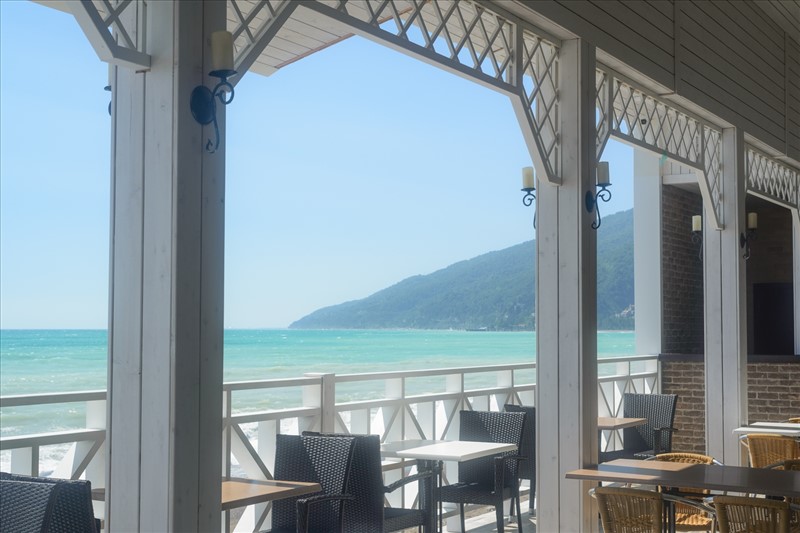 им. Челюскинцев