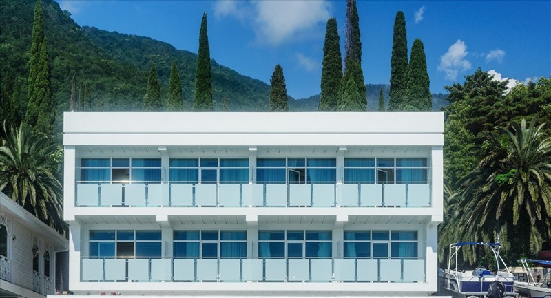 им. Челюскинцев