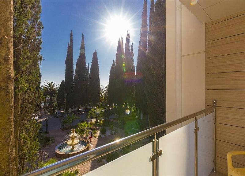 им. Челюскинцев