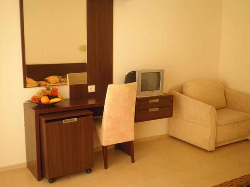 Ema Family Hotel