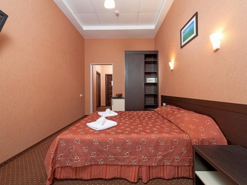 Капитан (ул. Набережная)