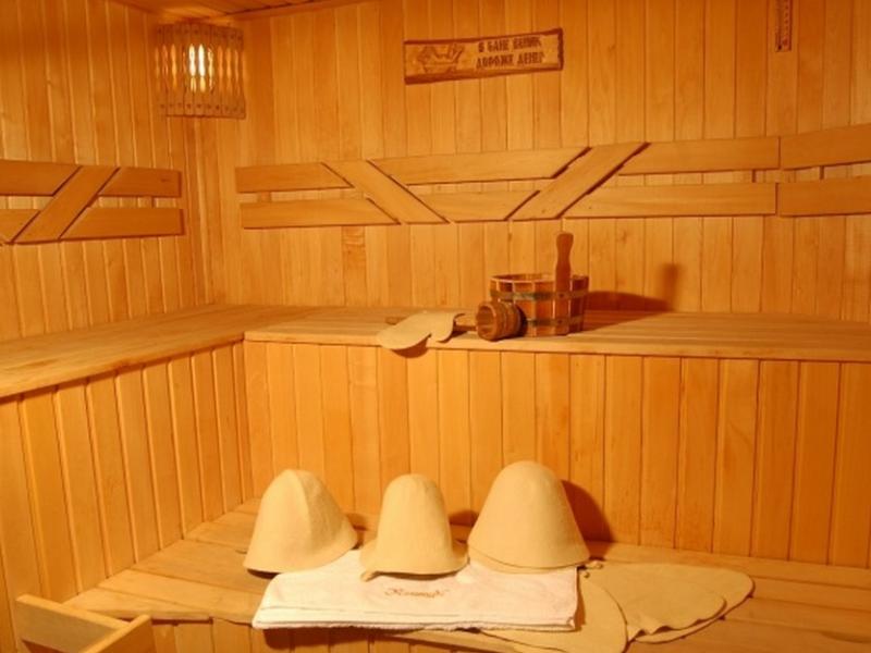 Капитан (ул. Набережная)