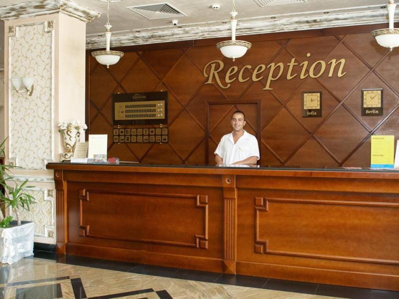 Karolina Apartment Complex