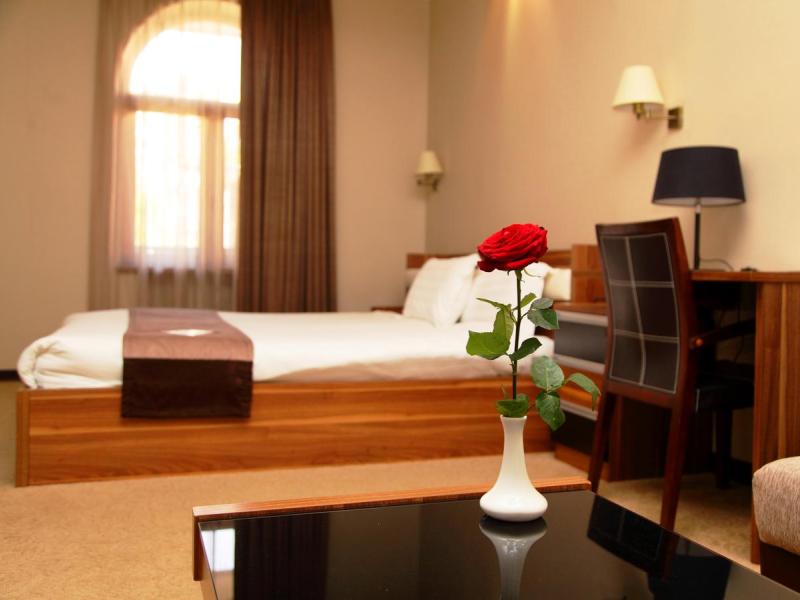 Bass Boutique Hotel