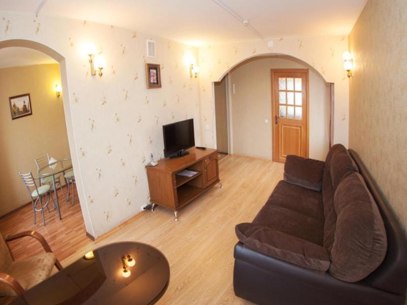 Киевская (корпус на Днепропетровской)