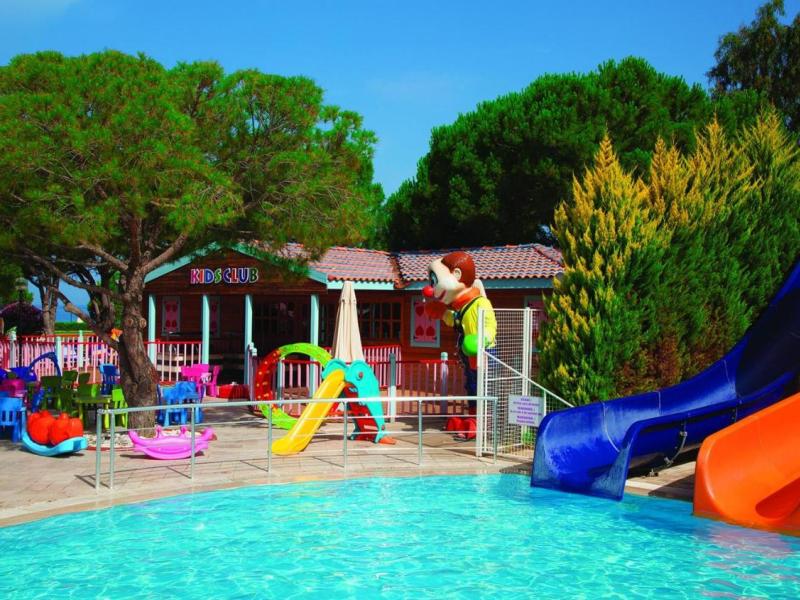 Batihan Beach Resort & Spa