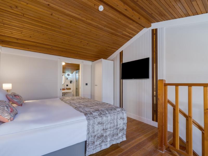 Batihan Beach Resort & Spa