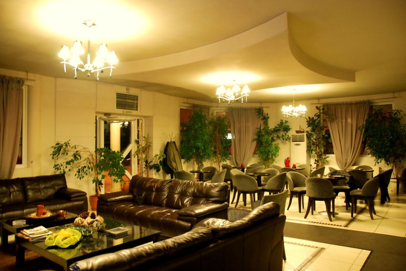 Batselas Traditional Hotel