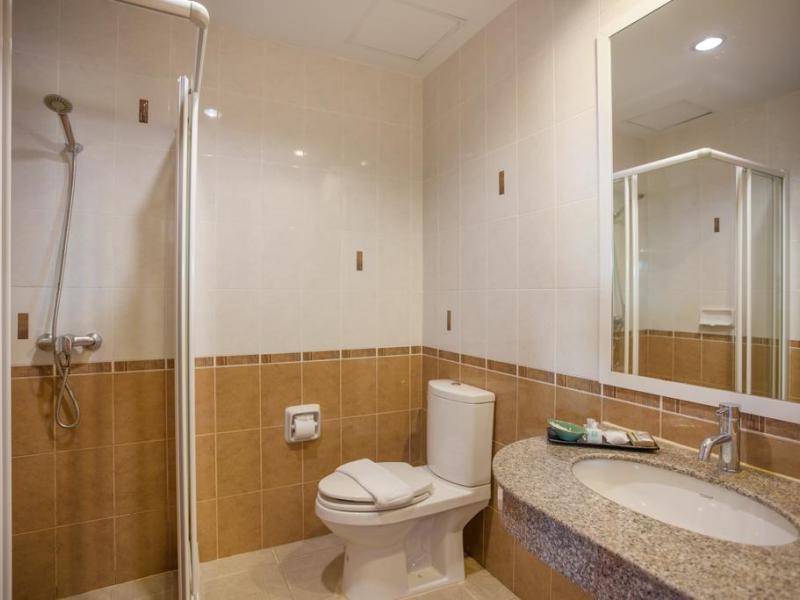 Baumancasa Karon Beach Resort