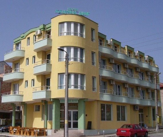 Hotel Lazuren Briag