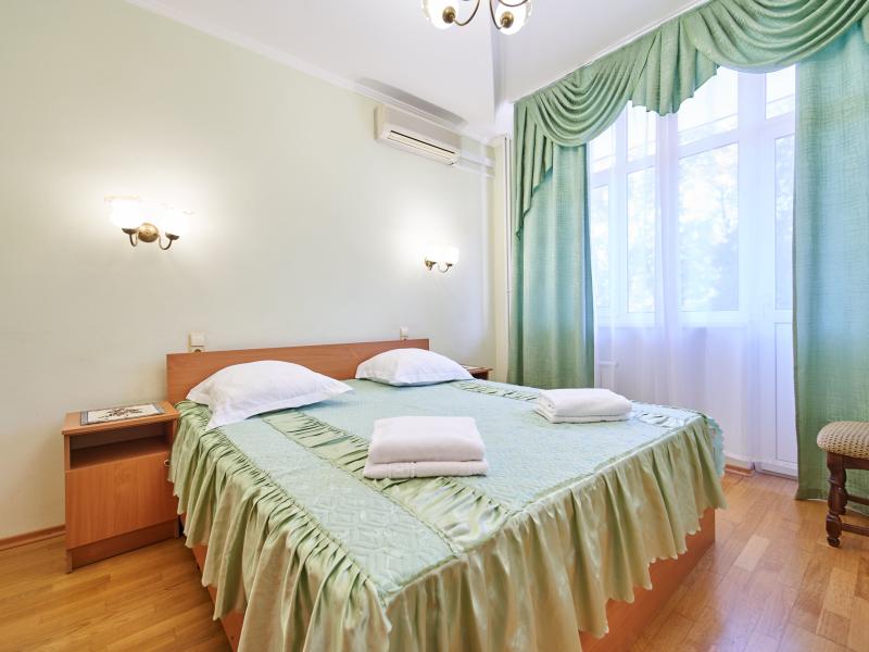 Лазурный берег санаторий