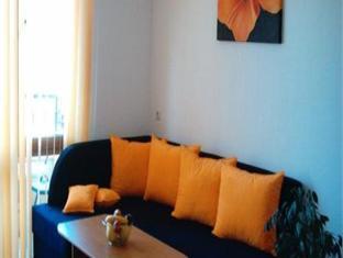 Lucky Beach Apartments (Лаки Бич Апартментс)