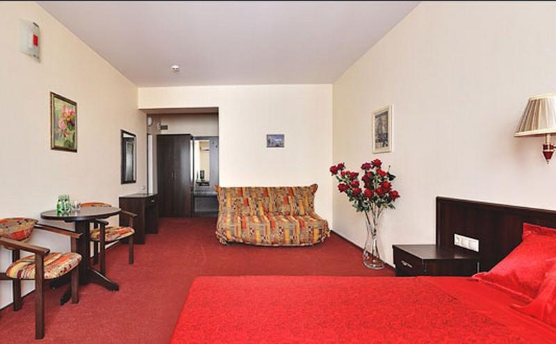 Лотос (ул. Спортивная)