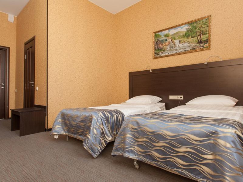 Регина на Университетской