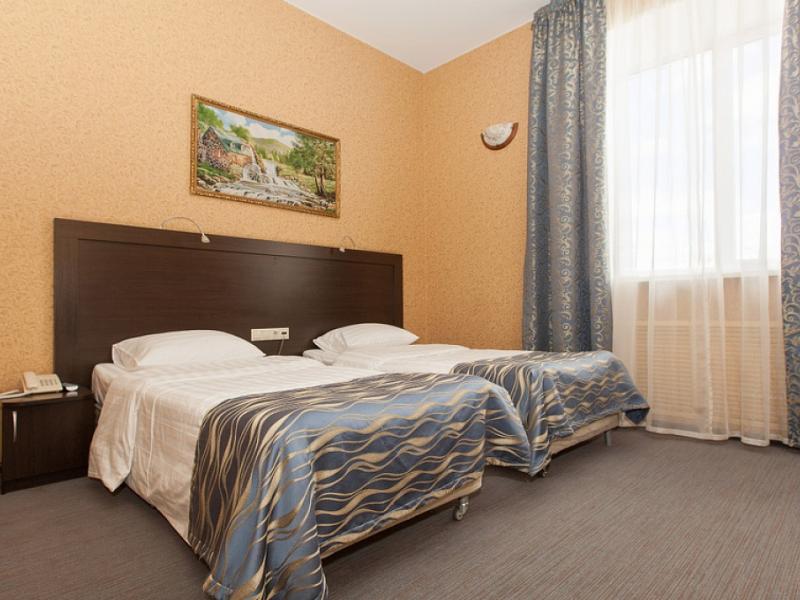 Регина на Университетской