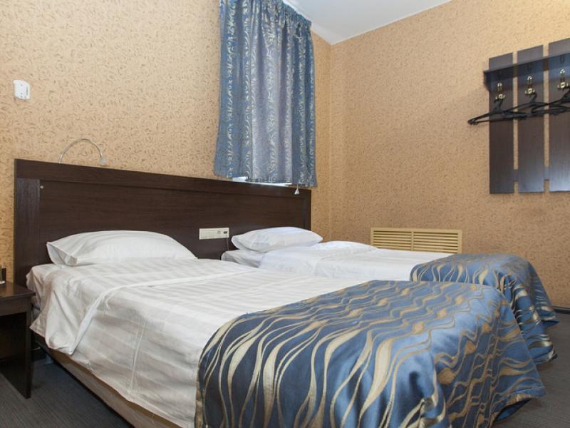 Регина на Университетской