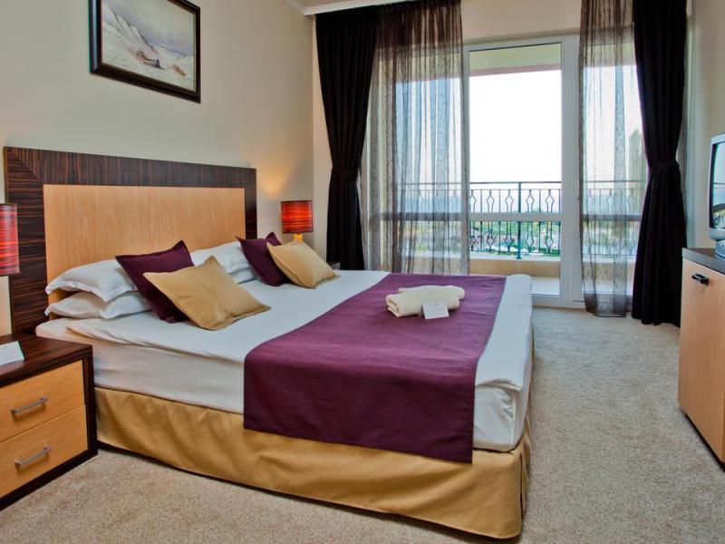 Dit Majestic Beach Resort