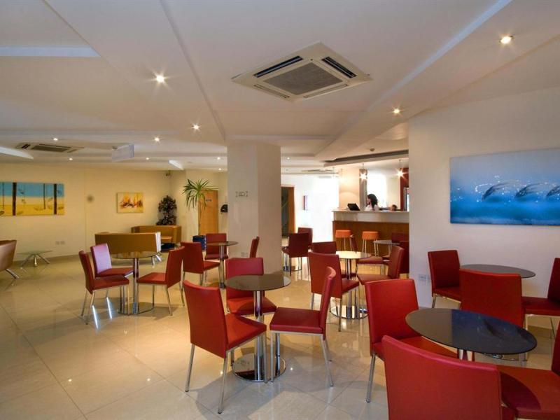 Bayview Hotel & Apartments