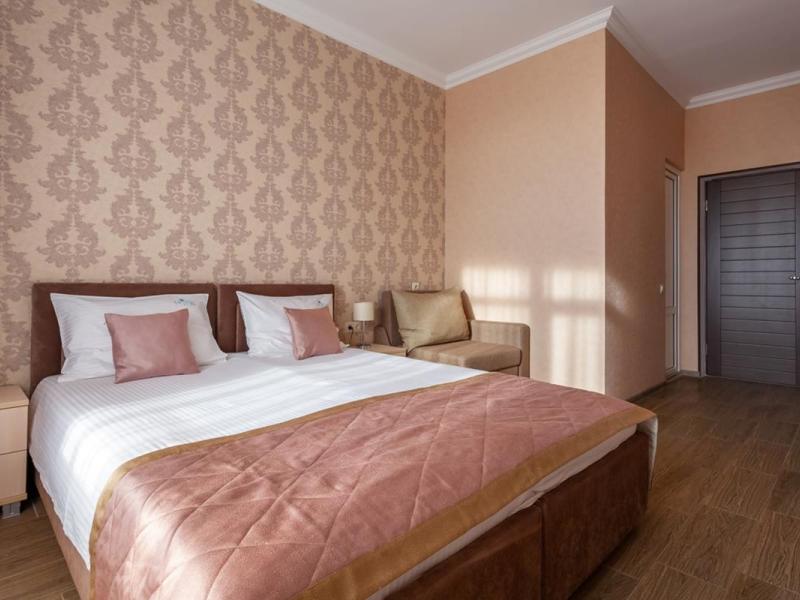 Грейс Кристалл