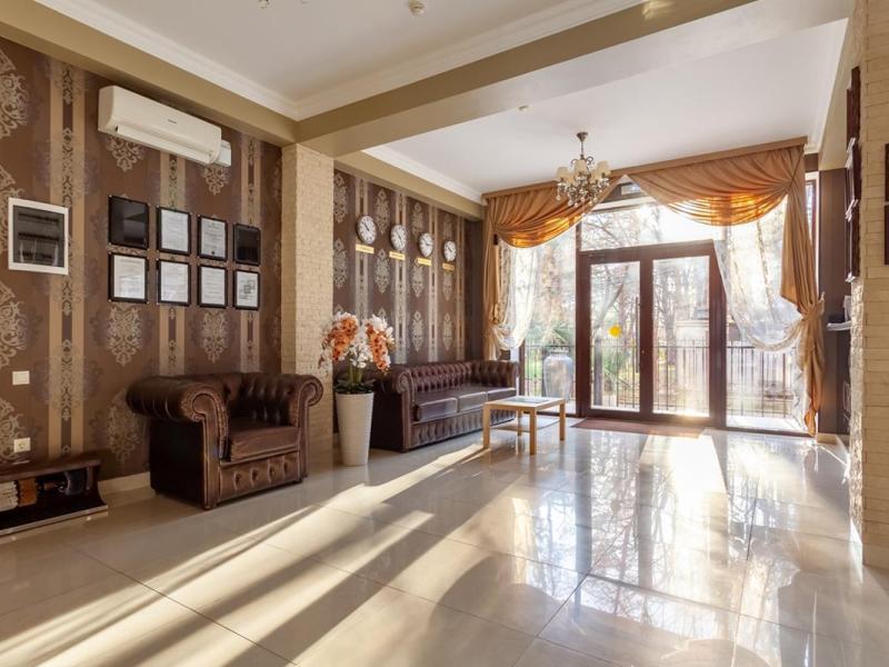 Грейс Кристалл