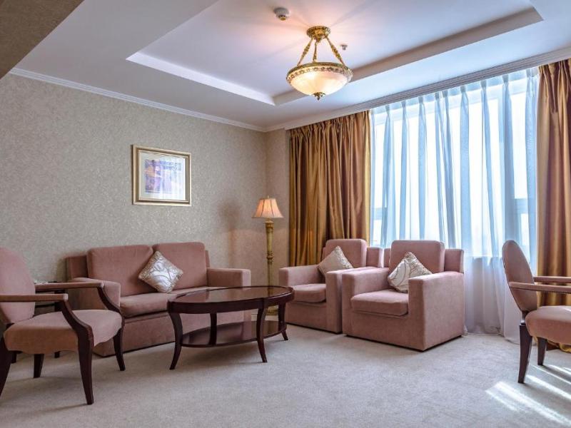 Mega Palace Hotel