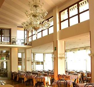 Bazzoni Du Lac Resort