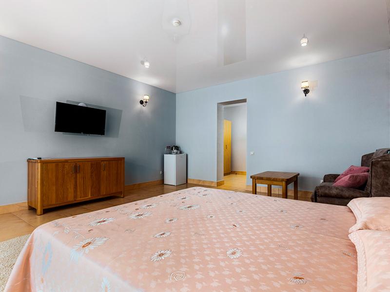 Отель Морской (Семидворье)