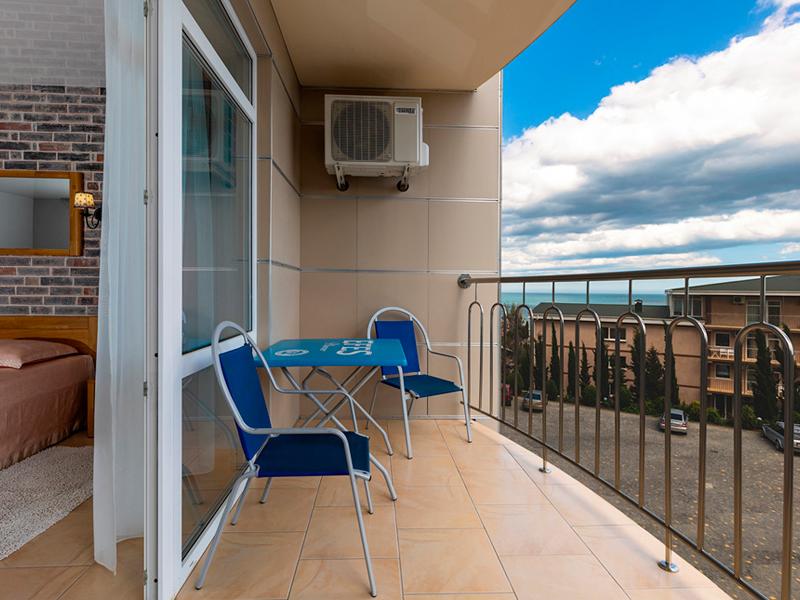 Отель Морской (Семидворье)