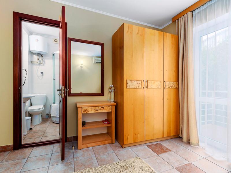 Отель Морской (Семидворье)