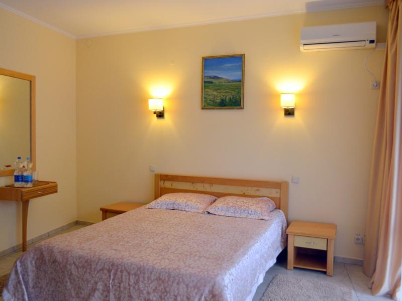 Отель Морской (Семидворье)