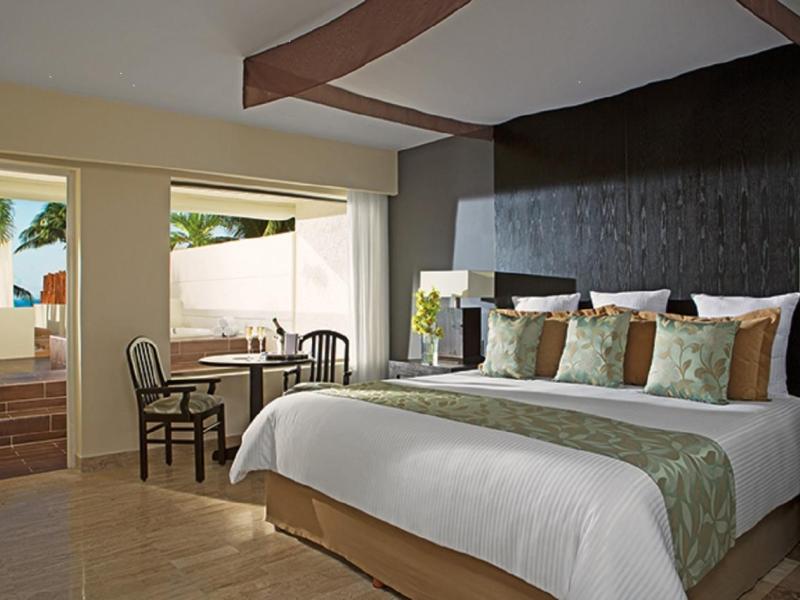 Dreams Sands Cancun Resort & Spa