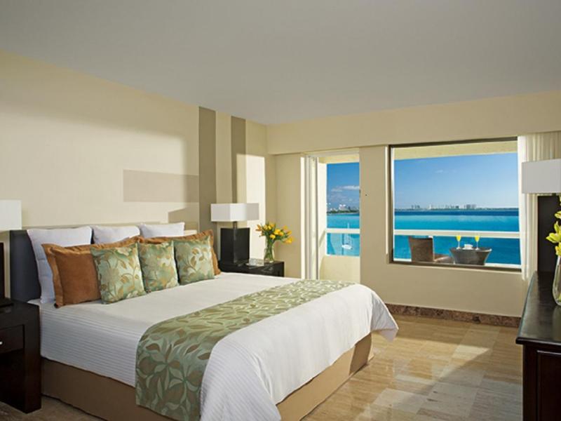 Dreams Sands Cancun Resort & Spa