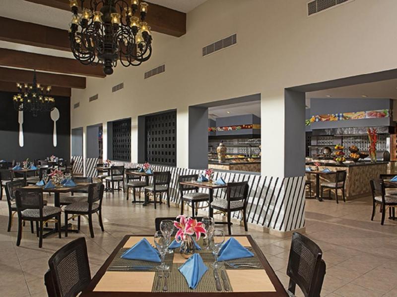 Dreams Sands Cancun Resort & Spa