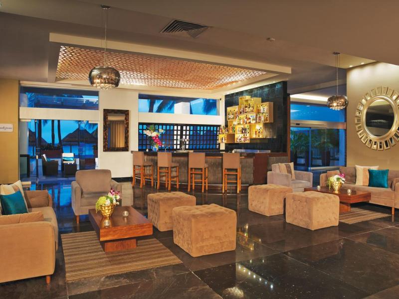 Dreams Sands Cancun Resort & Spa