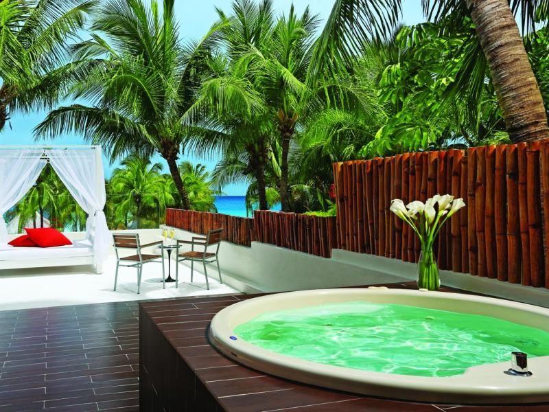 Dreams Sands Cancun Resort & Spa