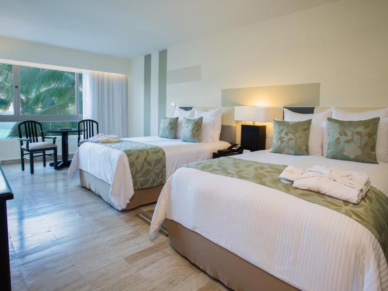 Dreams Sands Cancun Resort & Spa