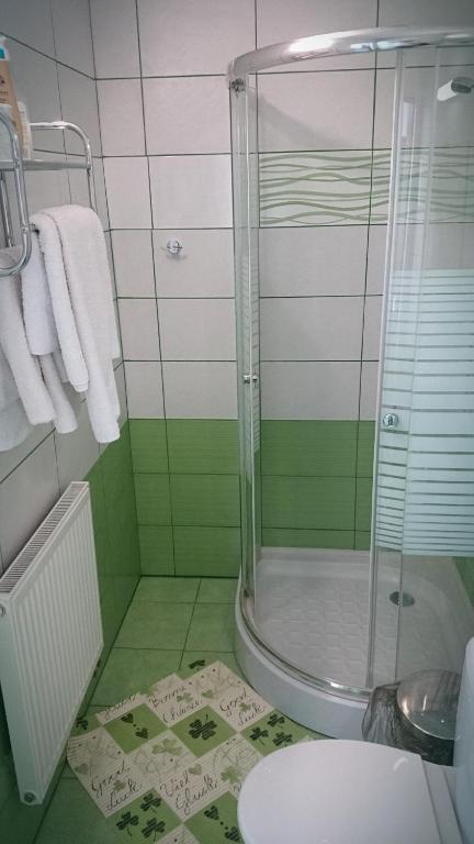 На Каштановой