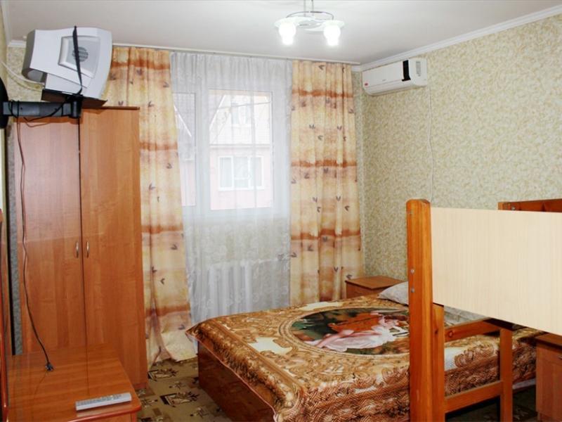 На Лазурной