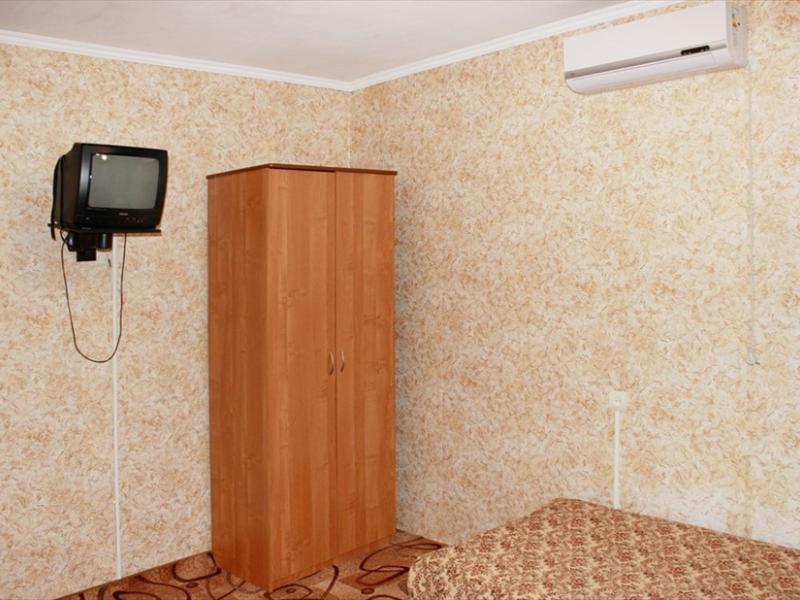 На Лазурной