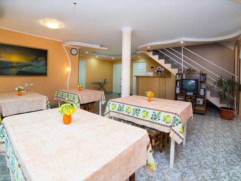 На Лазурной