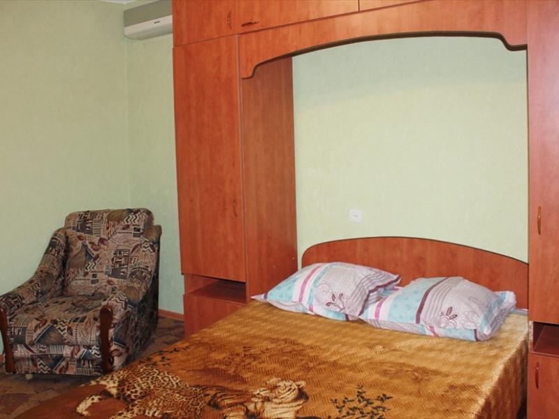 На Лазурной