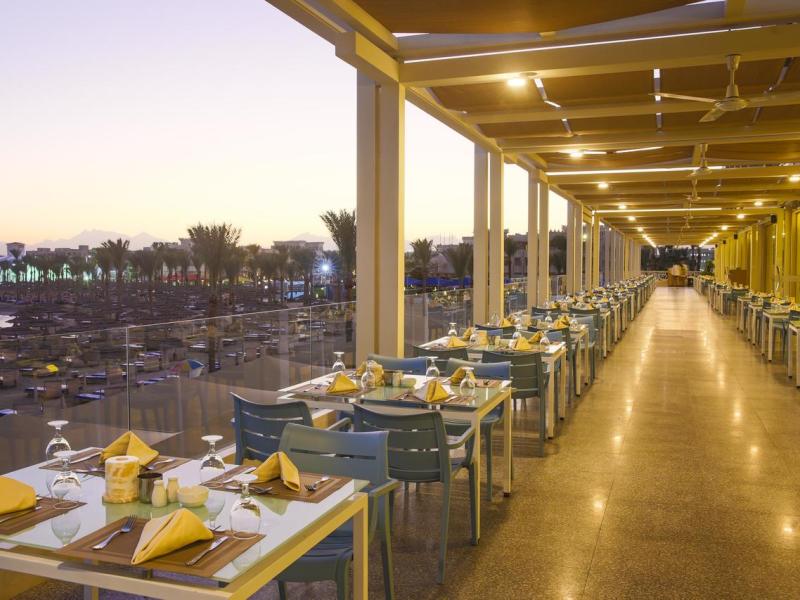 Beach Albatros Resort