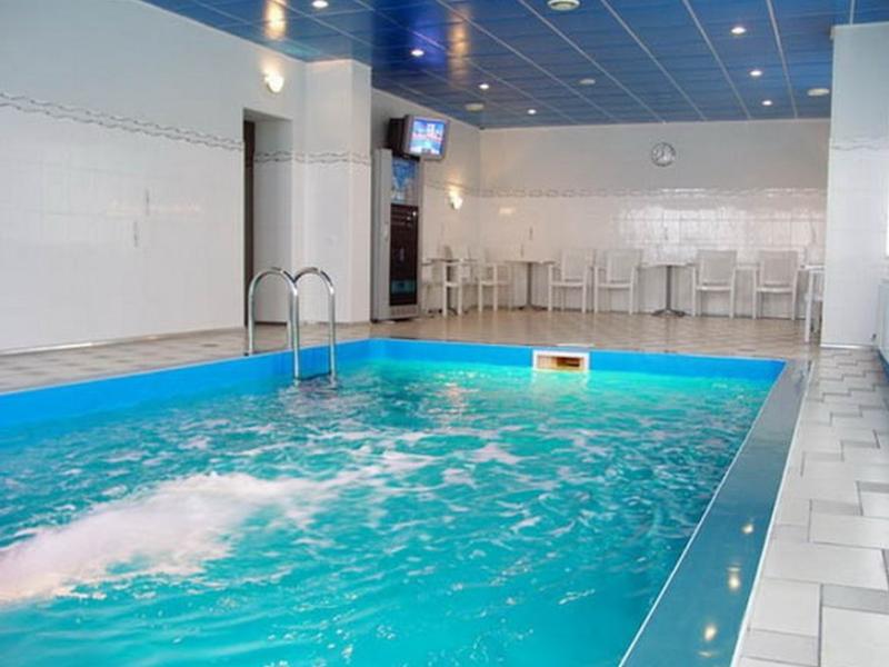 Гостинично - развлекательный комплекс Новинка