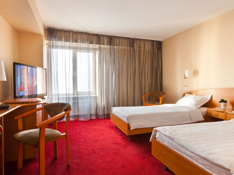 Маринс Парк Отель