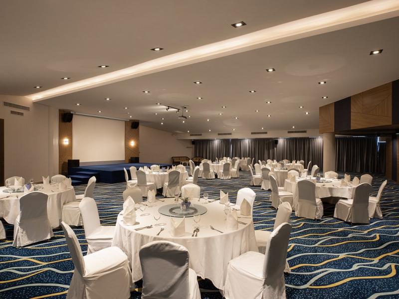 Centara Life Cha Am Beach Resort Hua Hin 