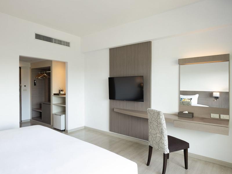 Centara Life Cha Am Beach Resort Hua Hin 