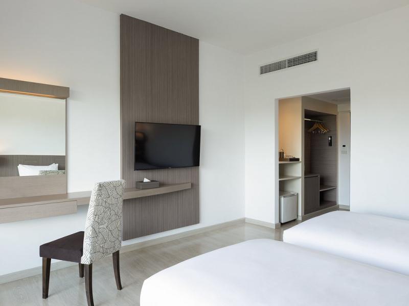 Centara Life Cha Am Beach Resort Hua Hin 