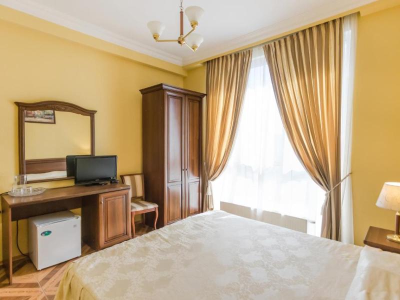 Оазис (ул. Ленина)