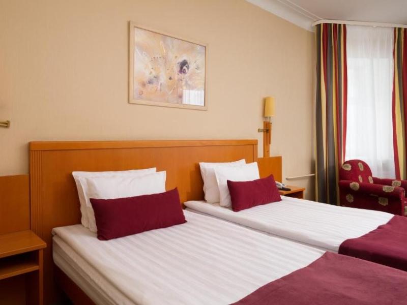 Citytel Отель Октябрьская